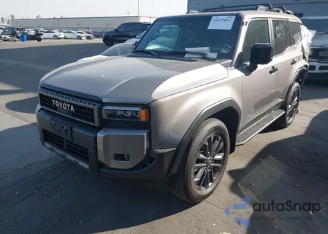 2025 Toyota Land Cruiser из США, поврежденный, VIN JTEABFAJ6SK048470